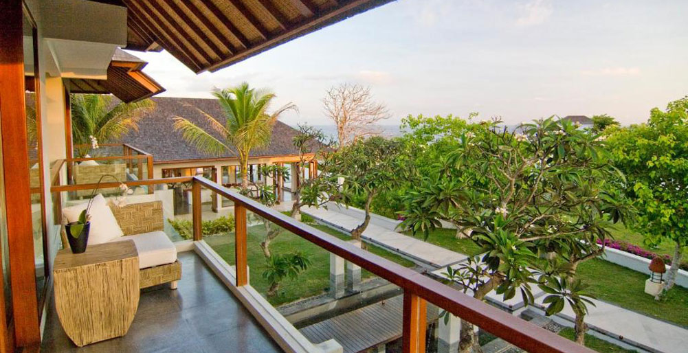 The Shanti Residence - Balcony View from Suite